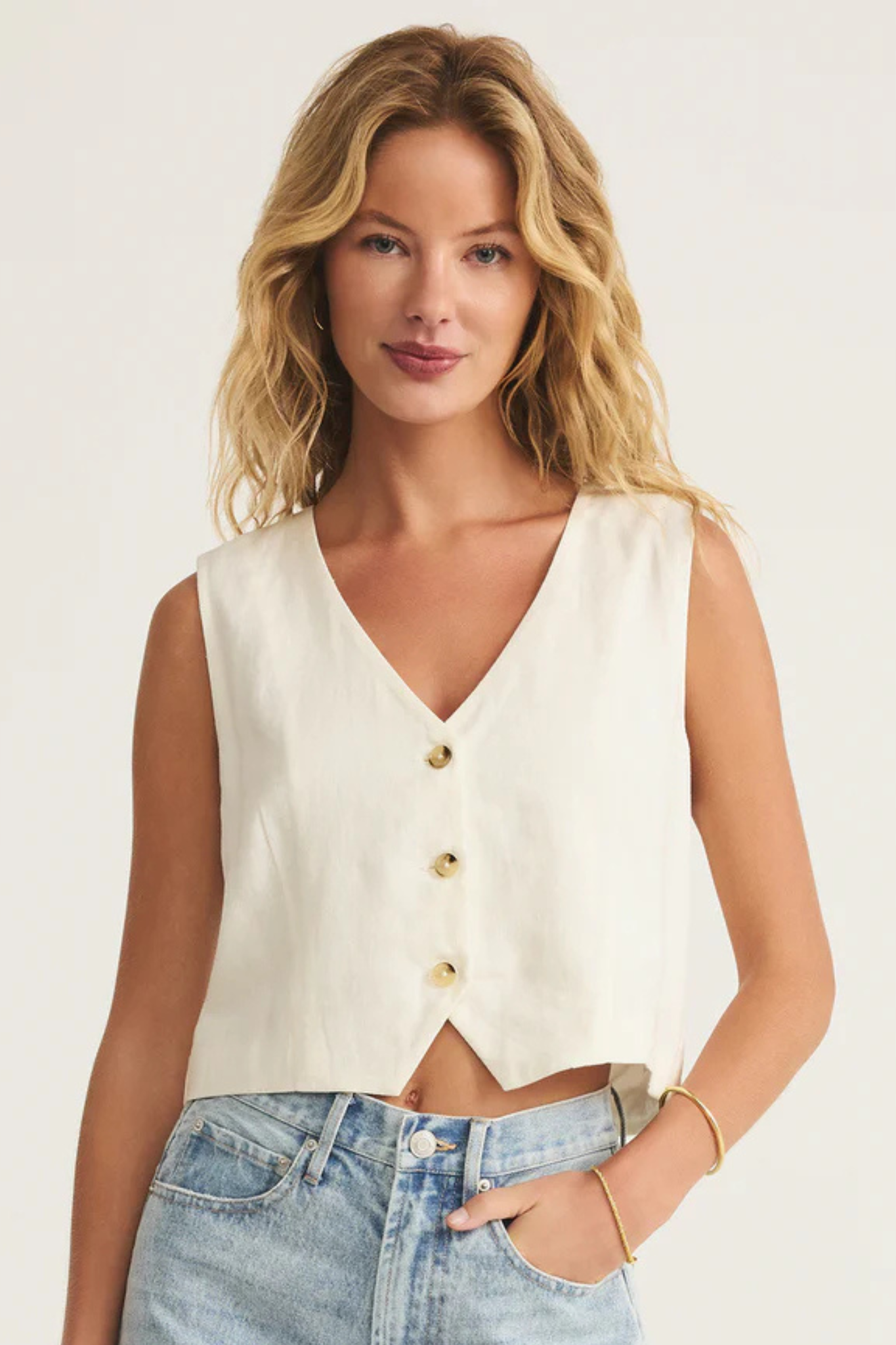 Z Supply: Marta Linen Vest in Black Cole Shoes