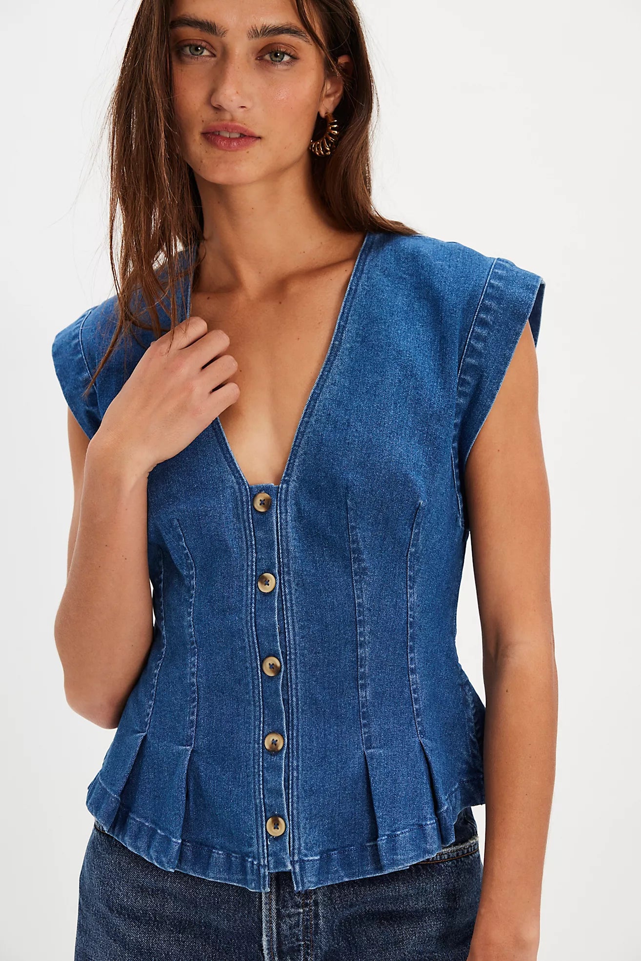 Free People: Dylan Denim Vest in Medium Blue – J. Cole Shoes