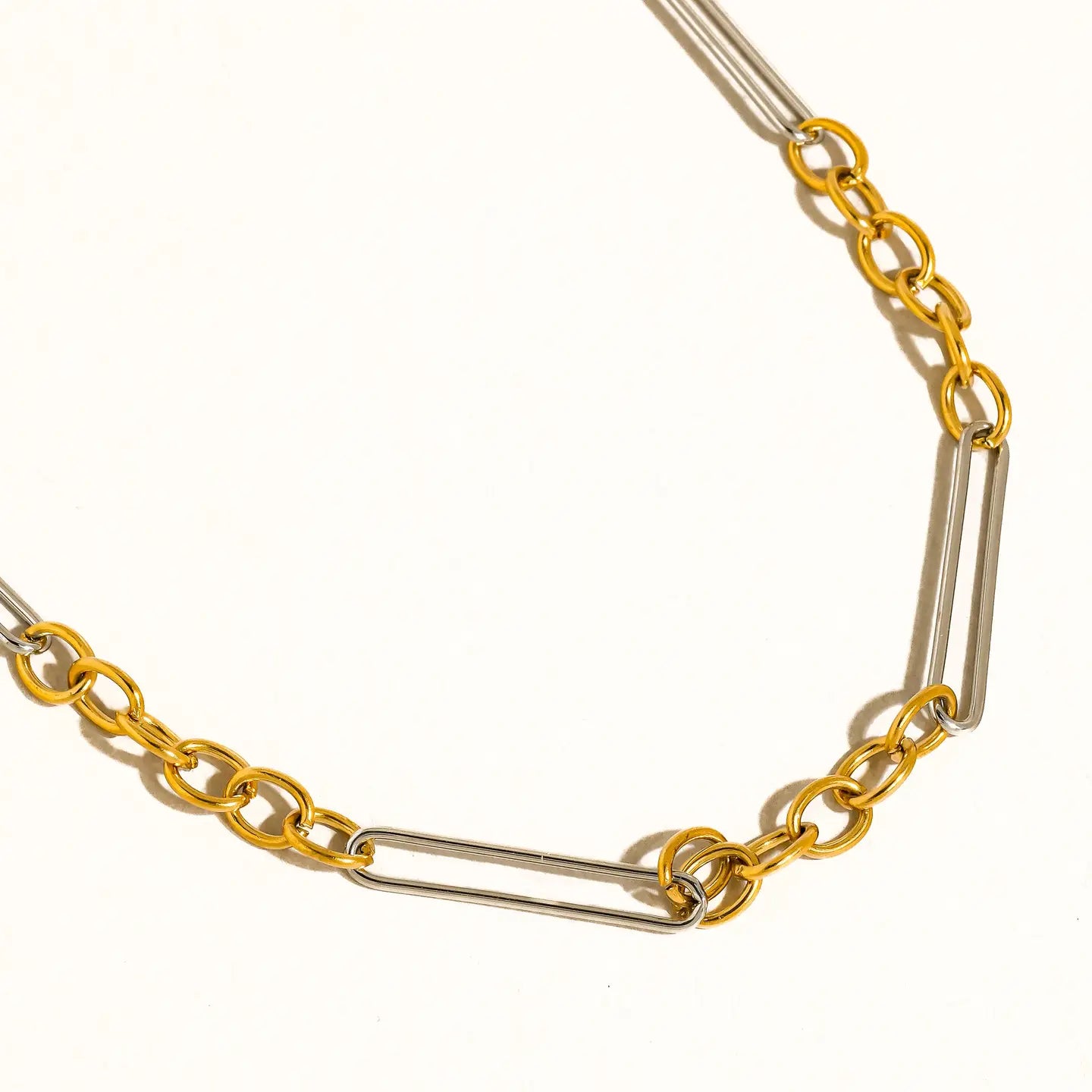 Norra Chain Necklace
