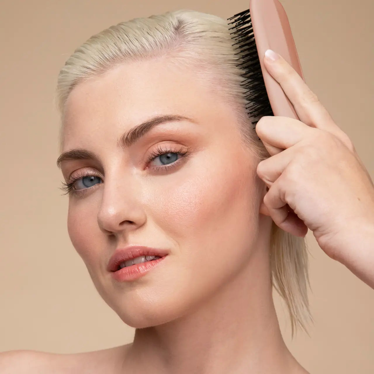 Kitsch: Scalp Renewal Brush