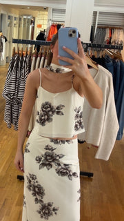 Le Lis Women's Spaghetti Strap Bias Floral Scarf Top in Cream/Gray Floral