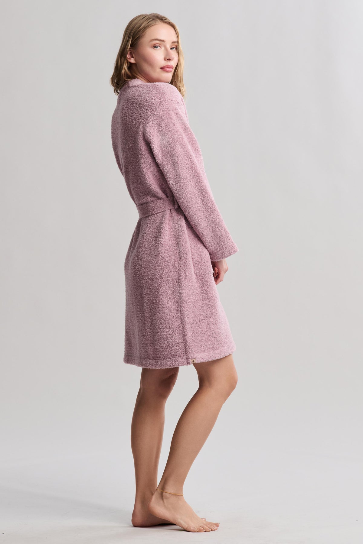 Barefoot Dreams: CozyChic Solid Robe in Teaberry