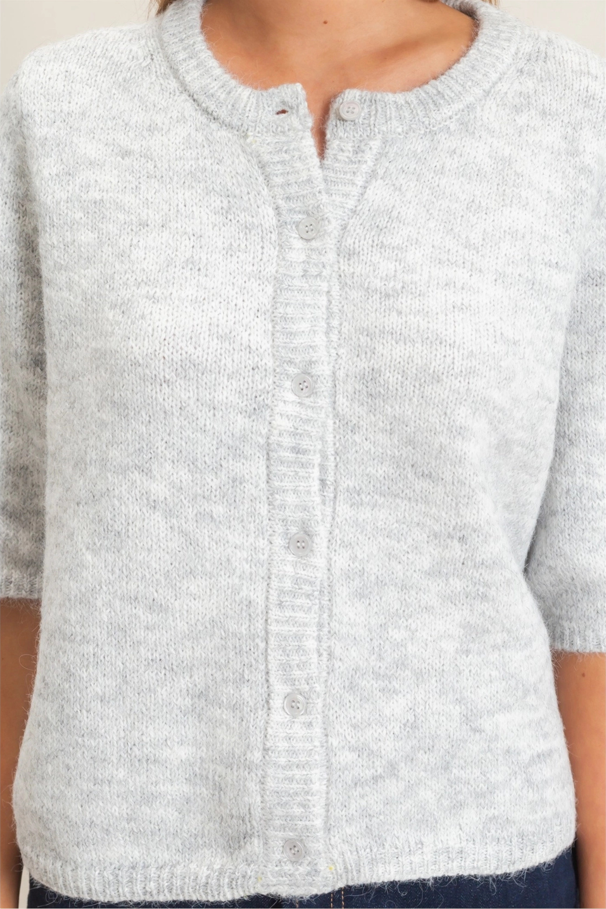HYFVE Women's Button-Up Cardigan in Heather Grey