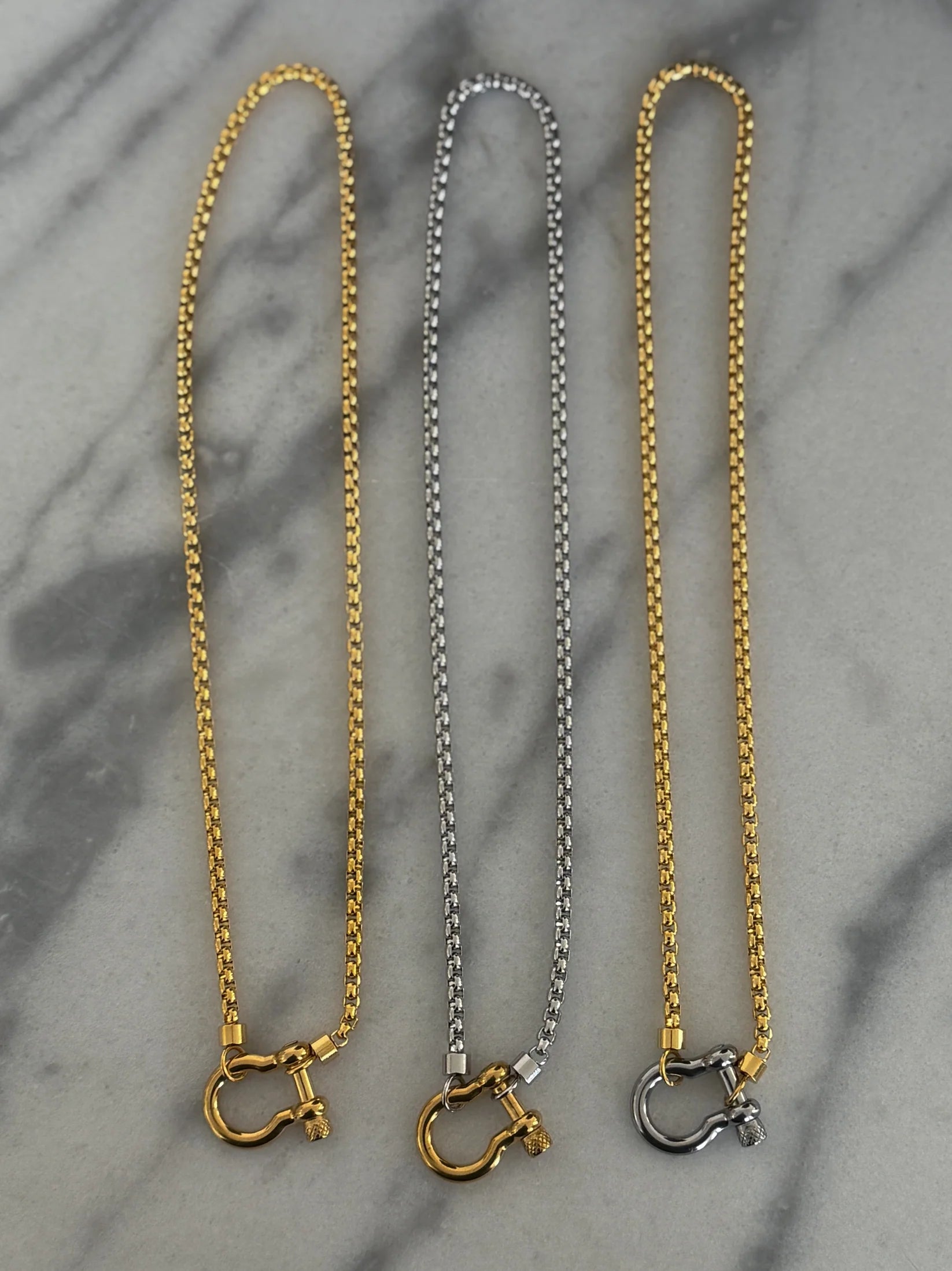 Chansuttpearls: Locket Necklace in Gold