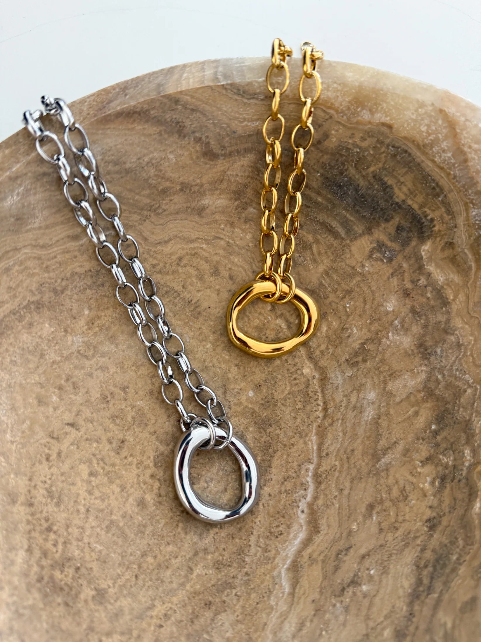 Chansuttpearls: The Scotty Necklace in Gold