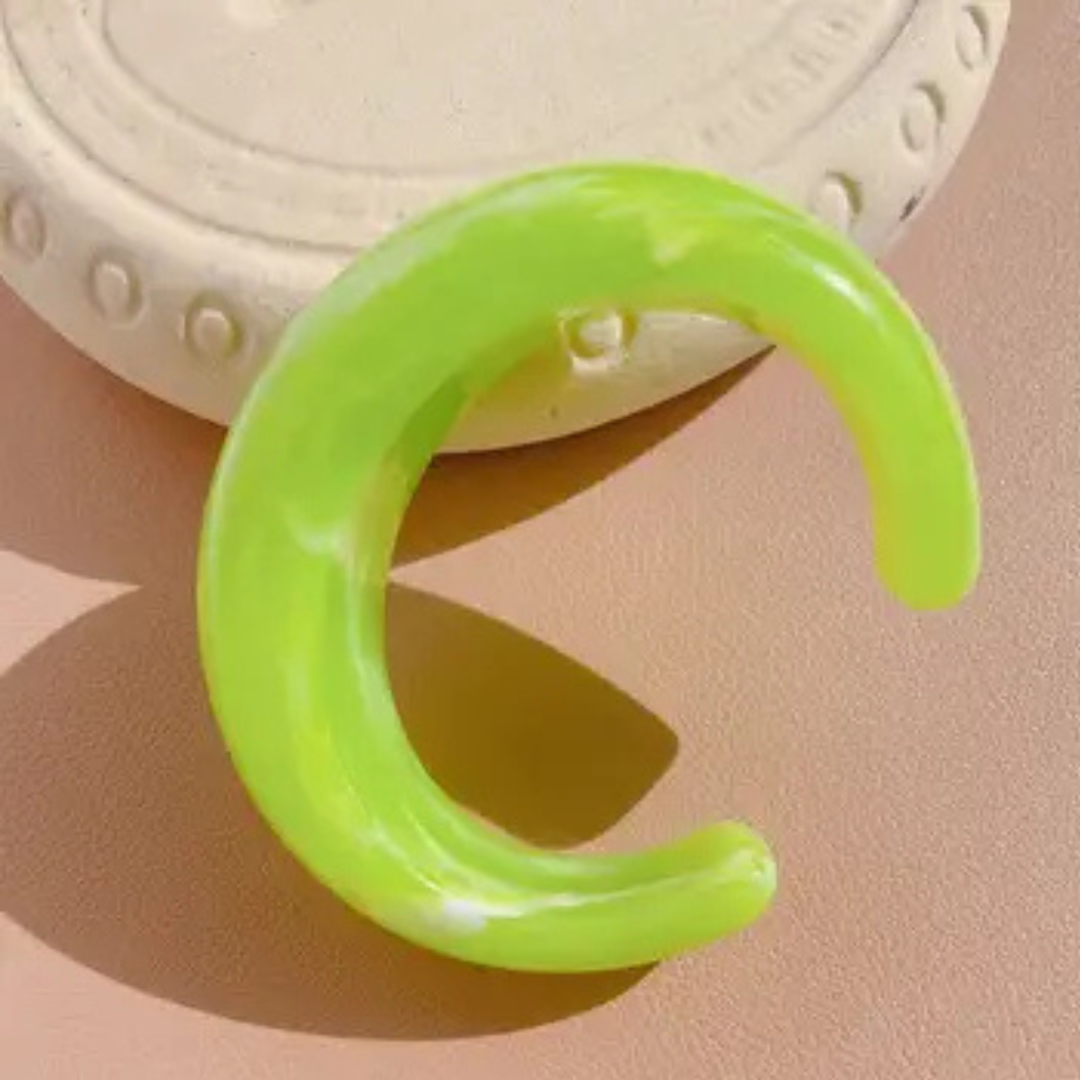 Thin Acrylic Bracelet in Lime Green at J.Cole Shoes Tulsa and Stillwater