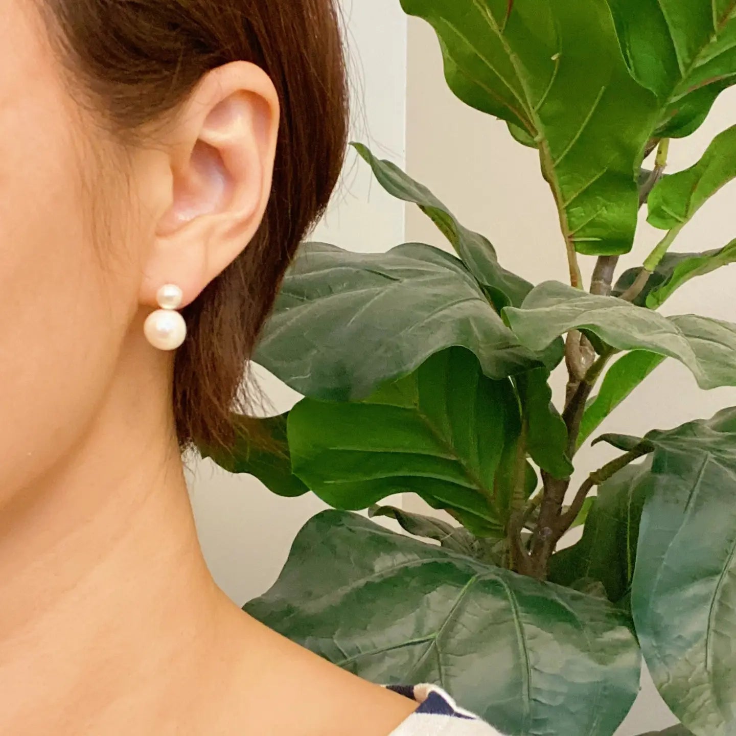 Ellison + Young : Classic Double Pearl Earrings