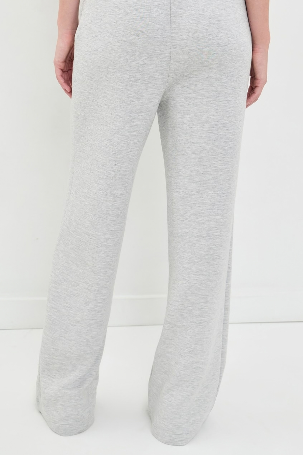 grey Varley sweatpants at jcole shoes tulsa