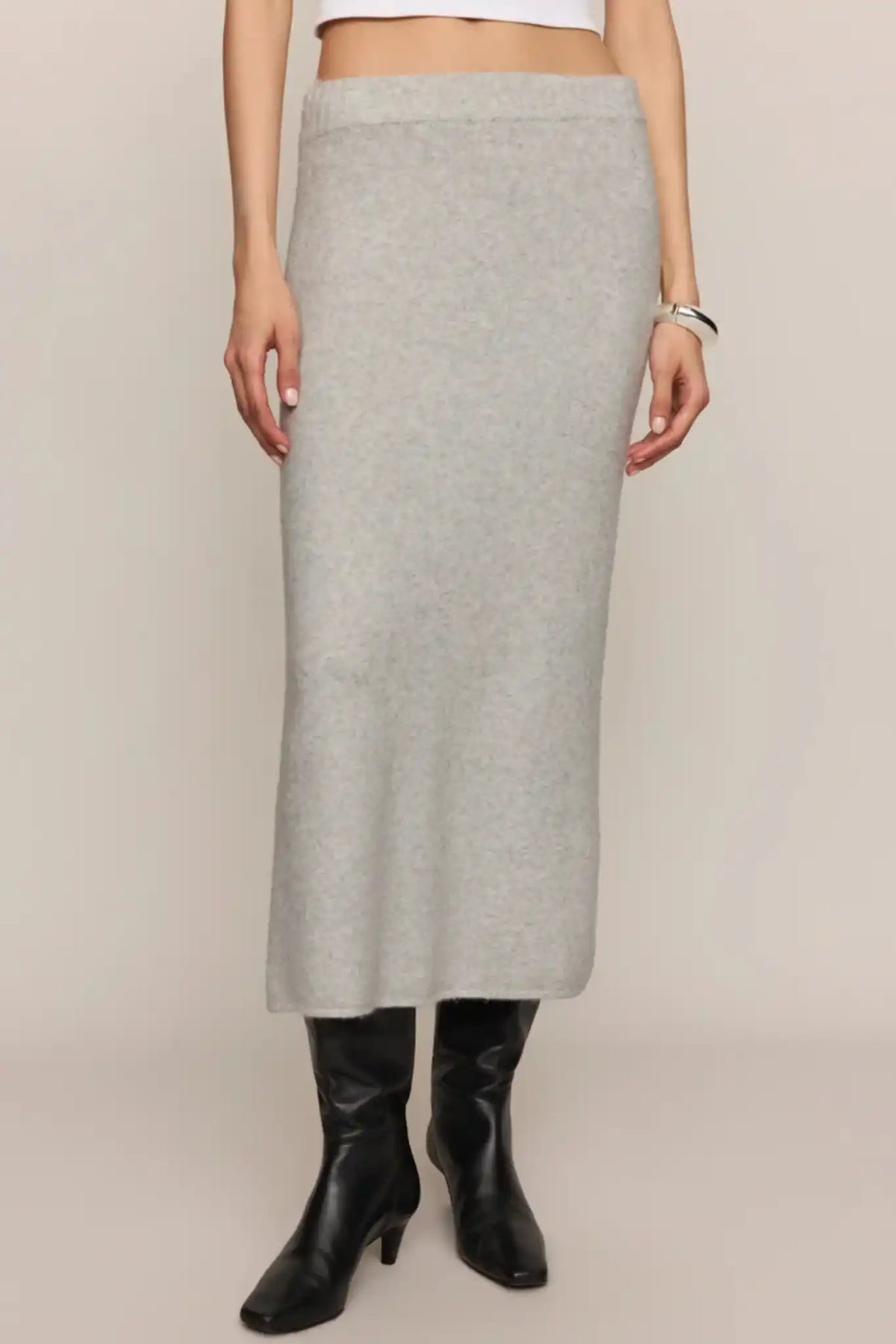 grey knit pencil skirt at jcole shoes tulsa