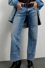 Free People: Risk Taker Mid-Rise Straight Jean in Mantra