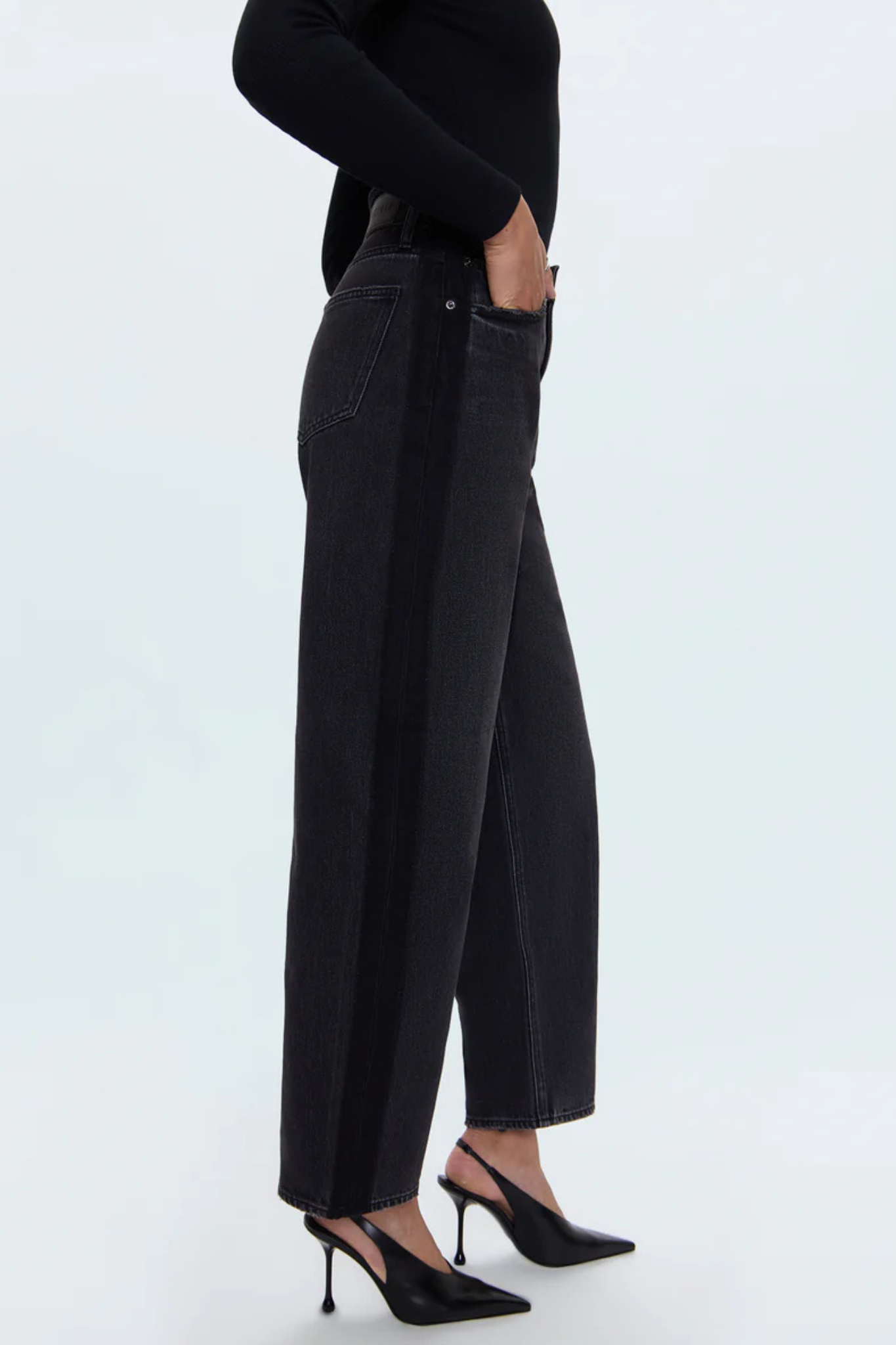 Pistola: Wes High Rise Barrel Cinema