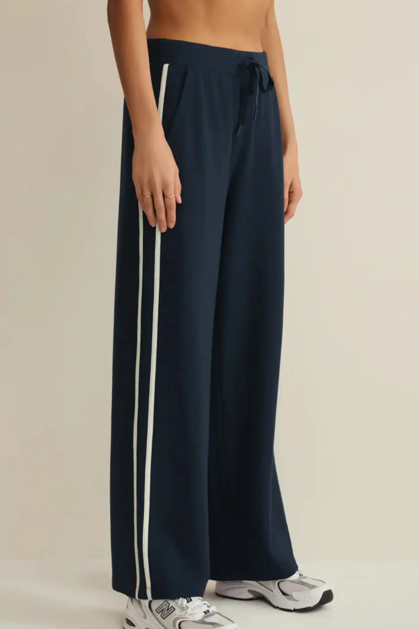 Z Supply: Layover Track Pant – J. Cole Shoes