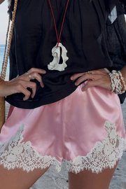 Lacey Boxer Shorts in Pink