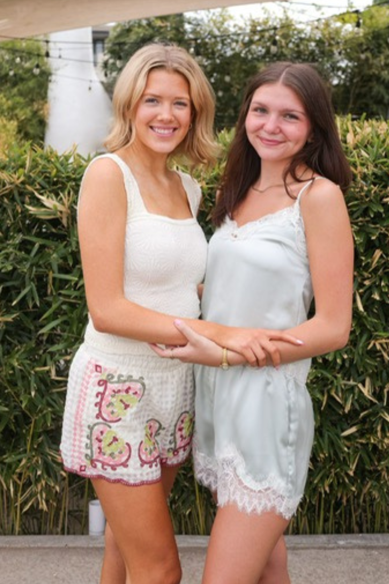 Embroidery Shorts in Cream