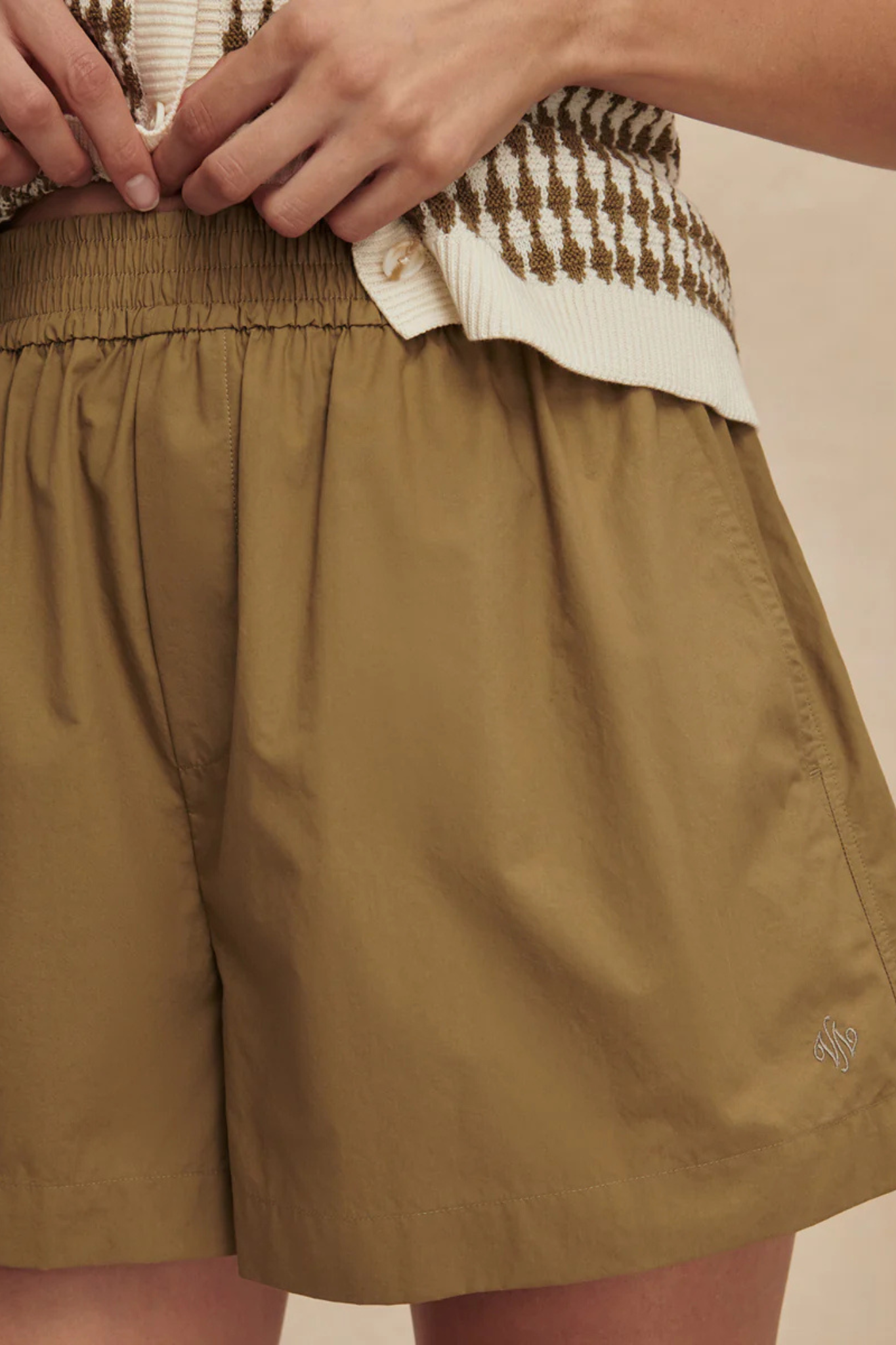Varley: Morales Shorts in Golden Olive
