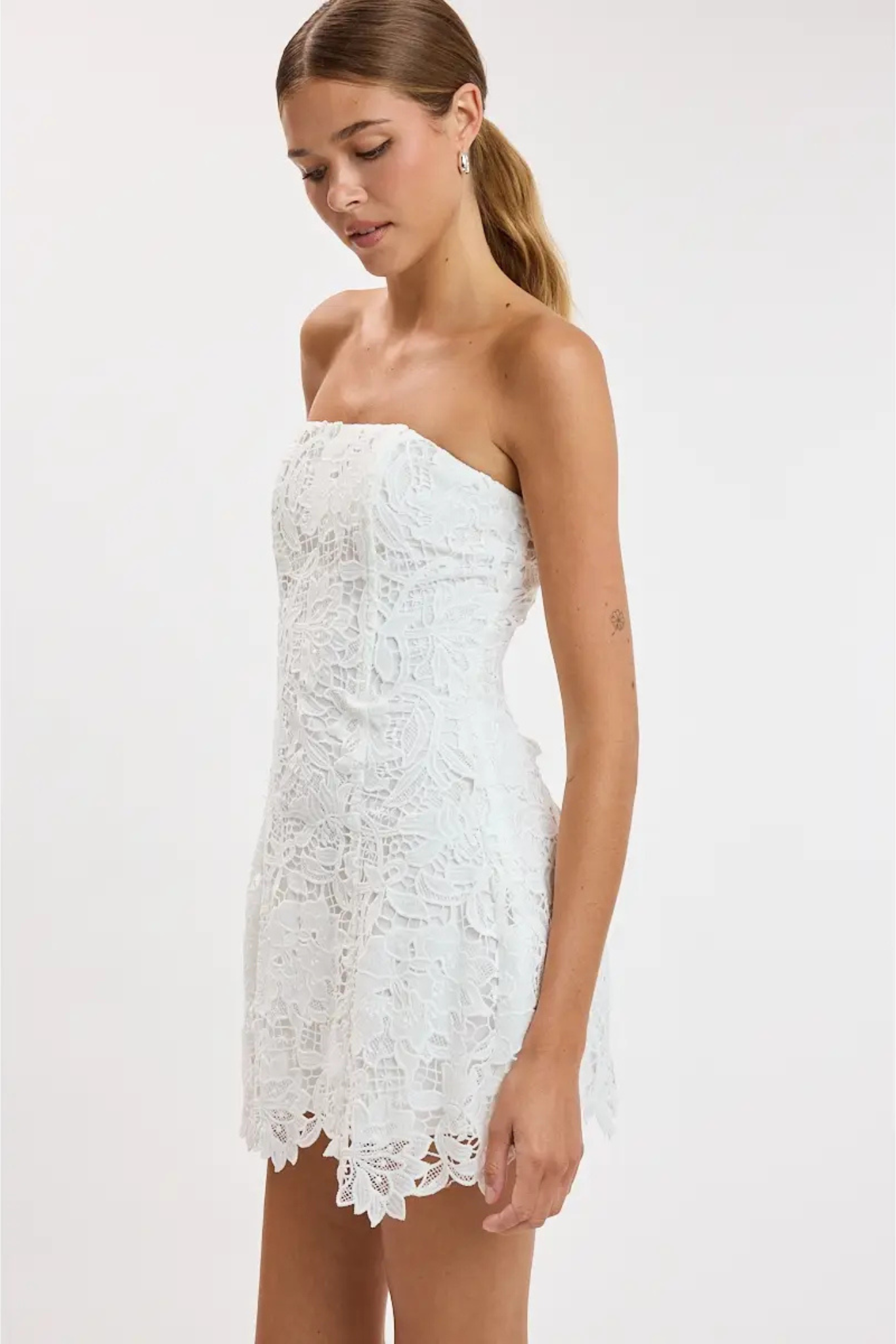 Sky to Moon Women's Floral Embroidered Lace Tube Mini Dress in White