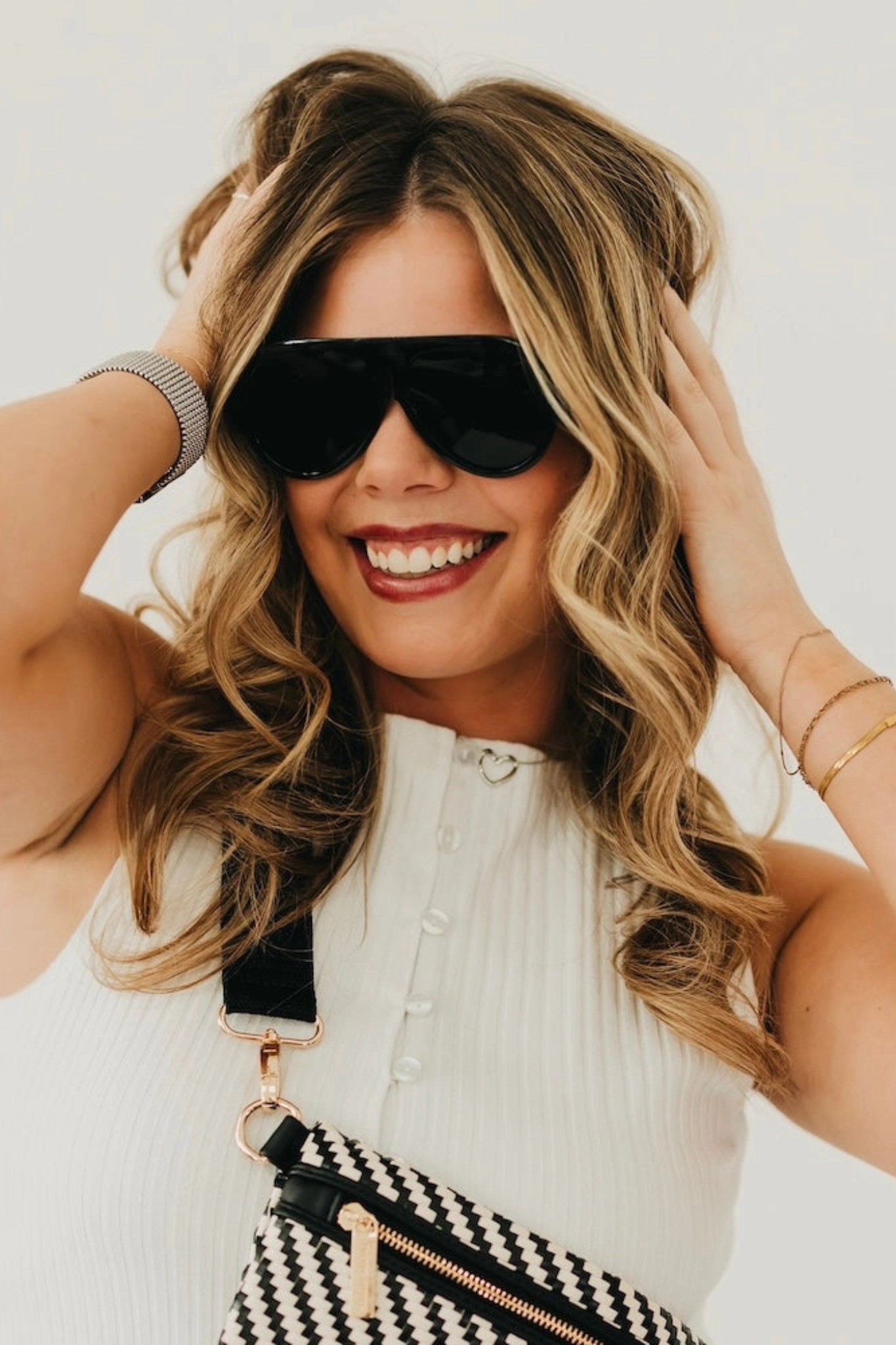 Pretty Simple Women's Knox Black Aviator Sunglasses