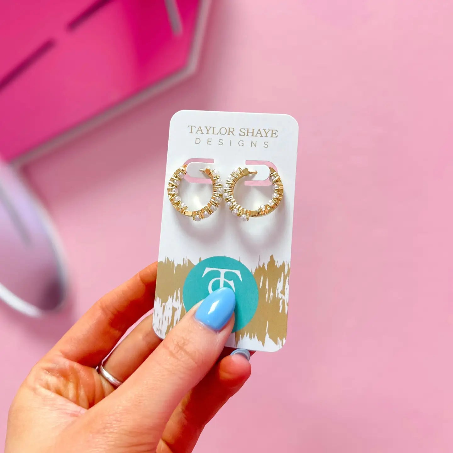 Taylor Shaye Designs: Kirby Pearl Huggies