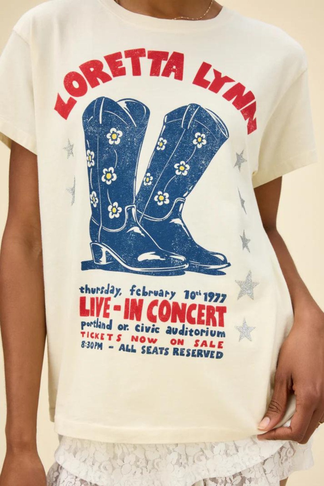 Day dreamer: Loretta Lynn In Concert Tour Tee - J. Cole ShoesDAY DREAMERDay dreamer: Loretta Lynn In Concert Tour Tee