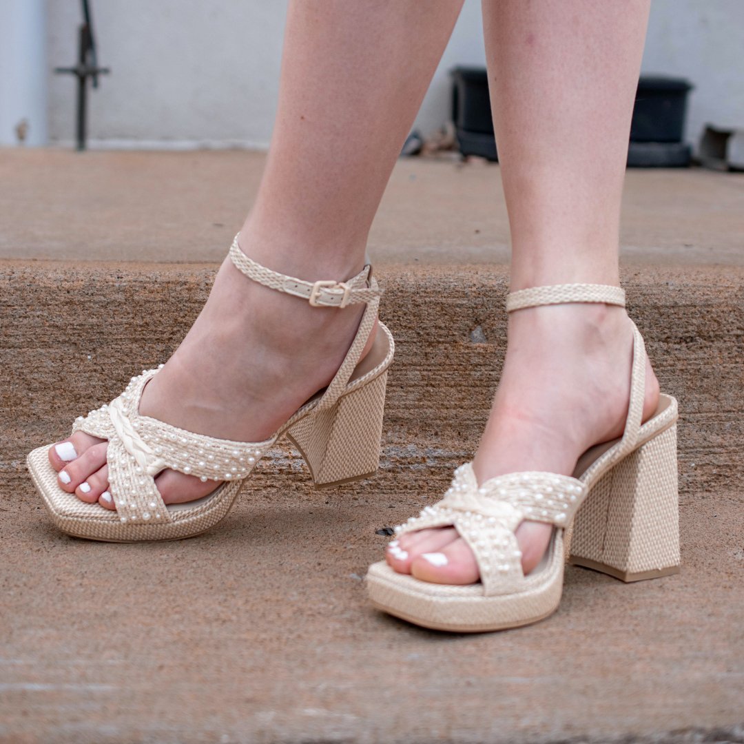 Dolce Vita: Aries Pearl in Vanilla - J. Cole Shoes