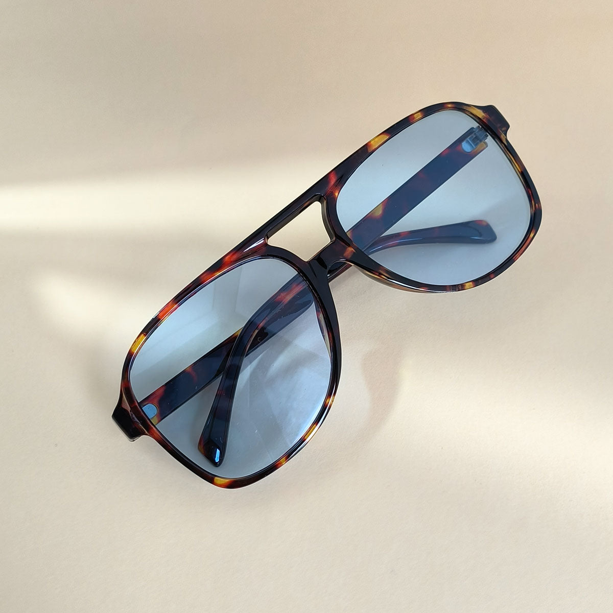 Aviator Sunglasses in Leopard/Blue