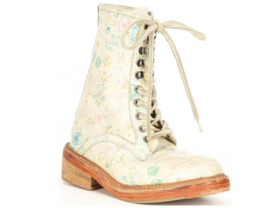 Free People: Sante Fe Lace Up Boot - J. Cole ShoesFREE PEOPLEFree People: Sante Fe Lace Up Boot