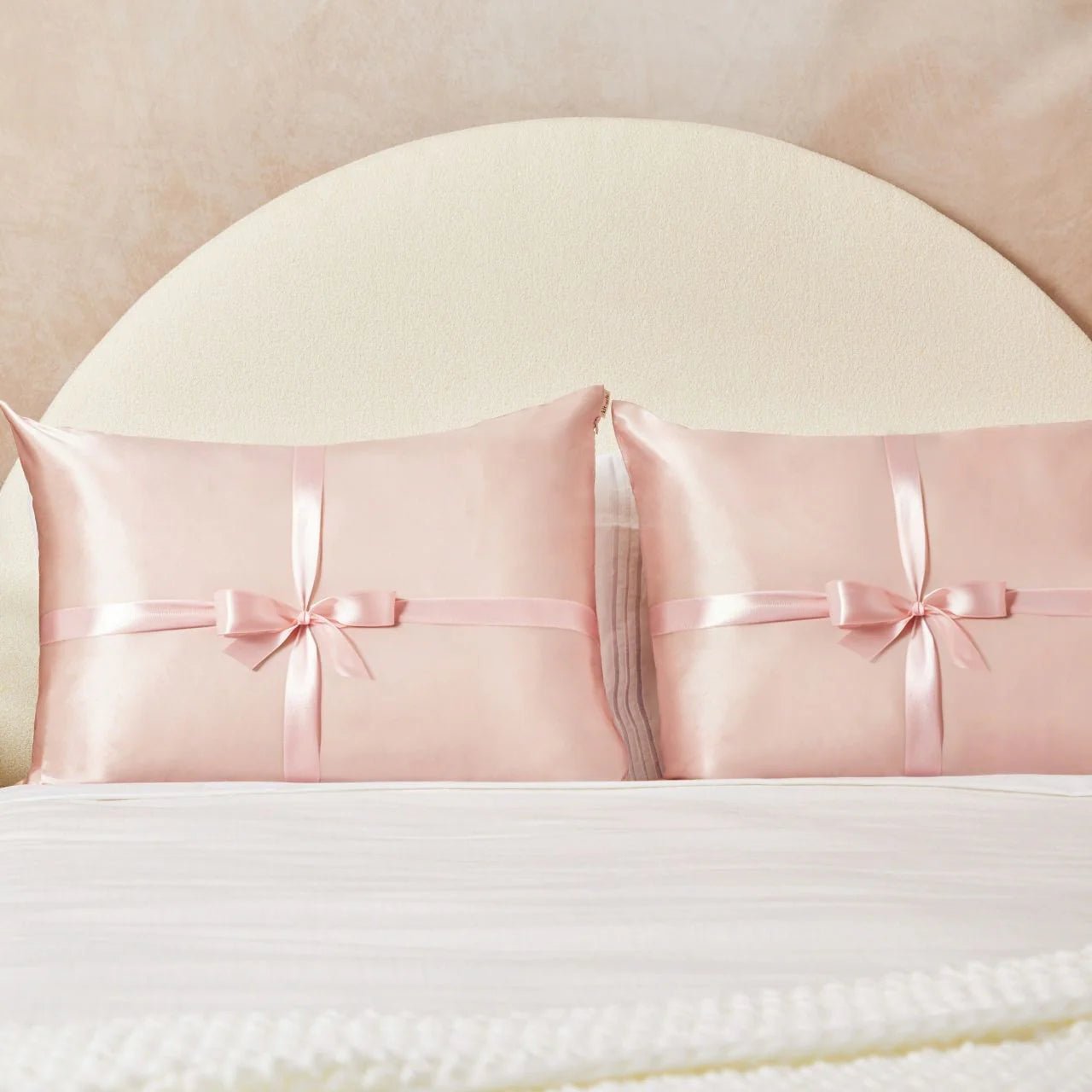 Kitsch: Holiday Standard Pillowcase Set in Blush - J. Cole ShoesKITSCHKitsch: Holiday Standard Pillowcase Set in Blush
