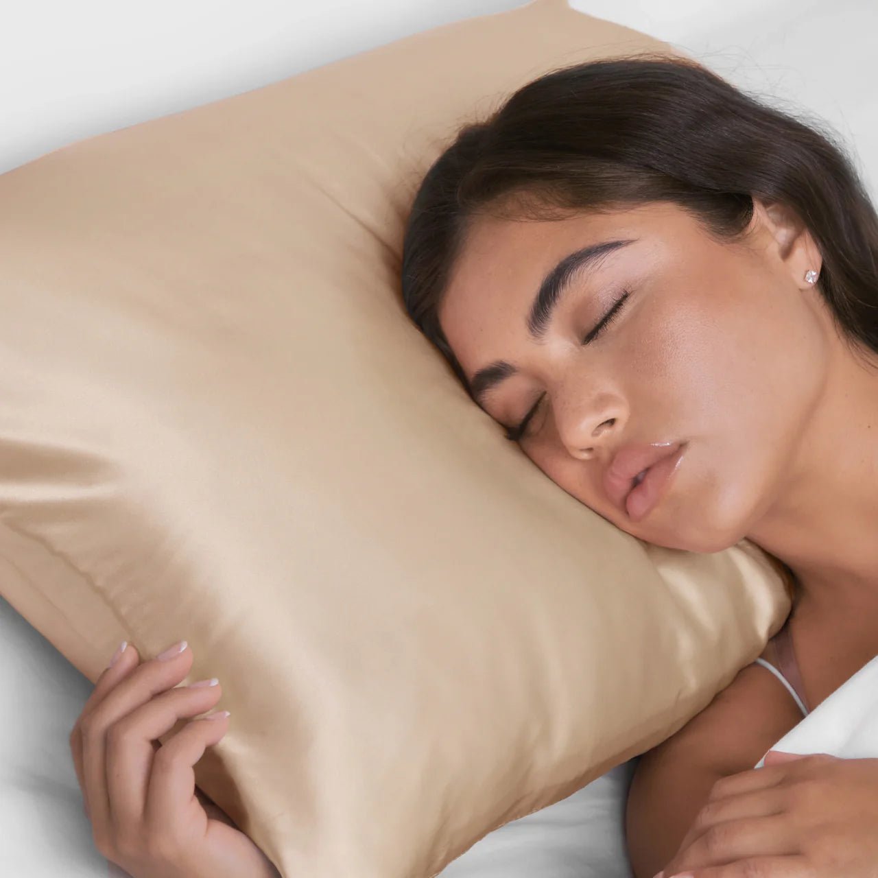 Kitsch: Standard Satin Pillowcase in Champagne - J. Cole ShoesKITSCHKitsch: Standard Satin Pillowcase in Champagne