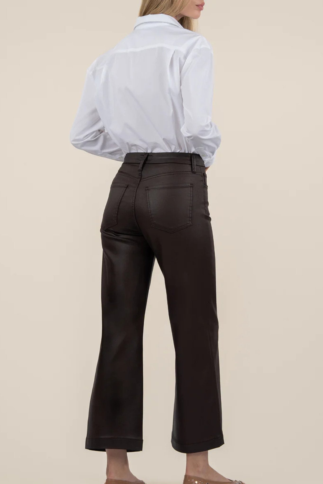 Kut From Kloth: Meg High Rise Fab Wide Leg in Chocolate - J. Cole ShoesKUT FROM KLOTHKut From Kloth: Meg High Rise Fab Wide Leg in Chocolate