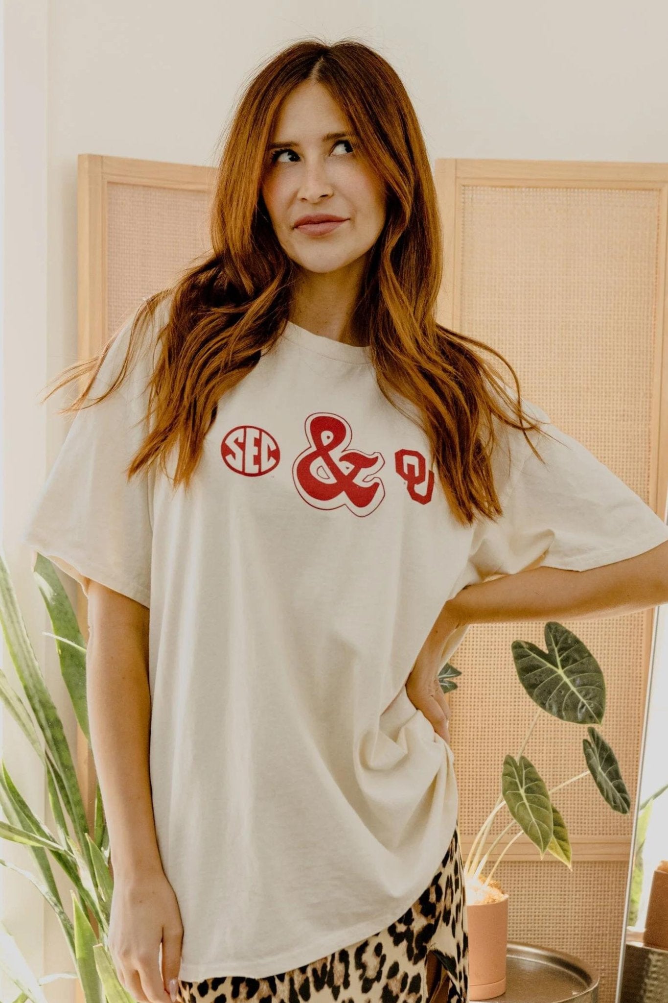 LivyLu: OU Oklahoma Sooners/SEC Ampersand Thrifted Tee - J. Cole ShoesLIVY LULivyLu: OU Oklahoma Sooners/SEC Ampersand Thrifted Tee