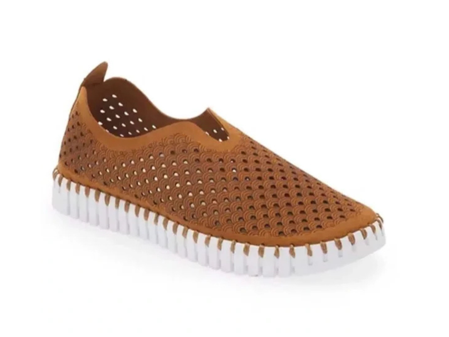 Isle Jacobsen: Tulip 139 in Cashew