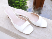 Silent D: Polette in Ivory