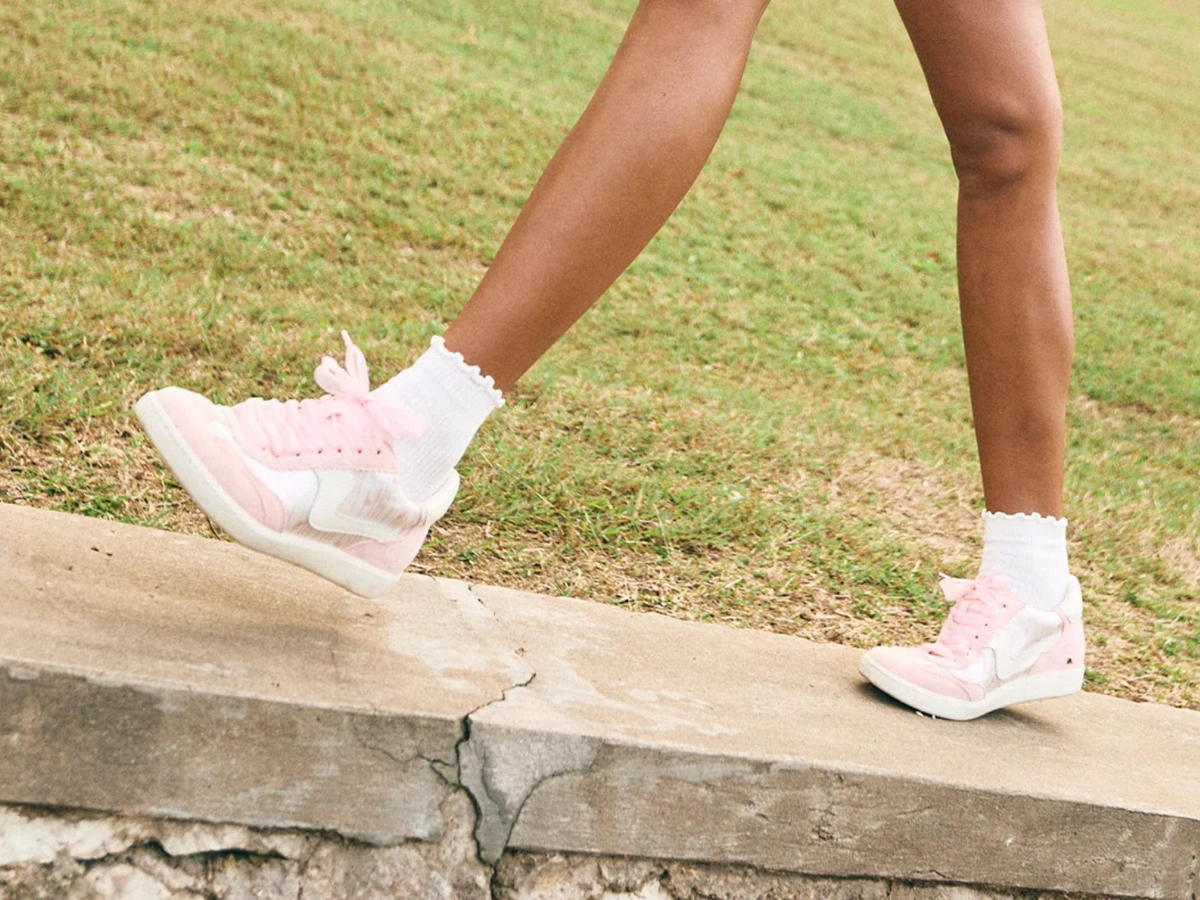 Notice X Byrdie Golf Sneakers Pink Floral Nylon - J. Cole Shoes Notice X Byrdie Golf Sneakers Pink Floral Nylon - J. Cole Shoes