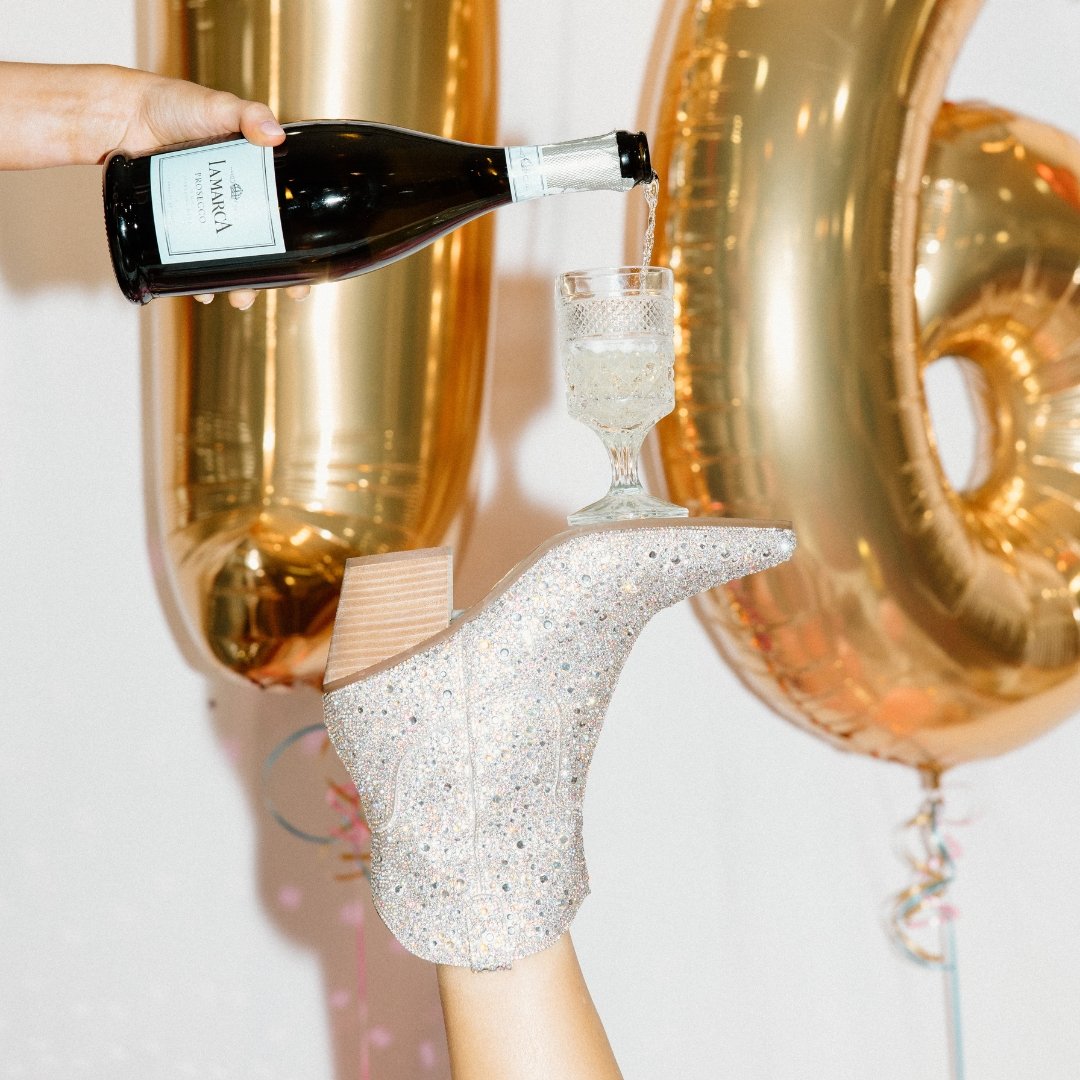 Betsey Johnson: Diva - J. Cole ShoesBETSEY JOHNSONBetsey Johnson: Diva