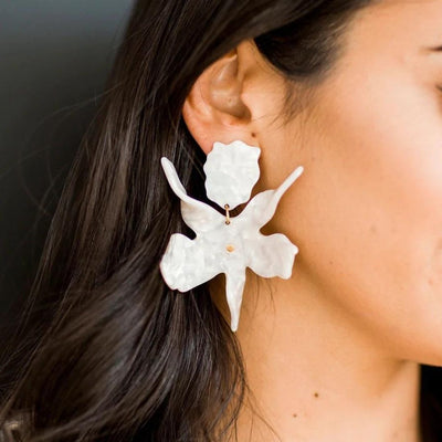 Flora Pearl Earring - J. Cole ShoesLINNY COFlora Pearl Earring