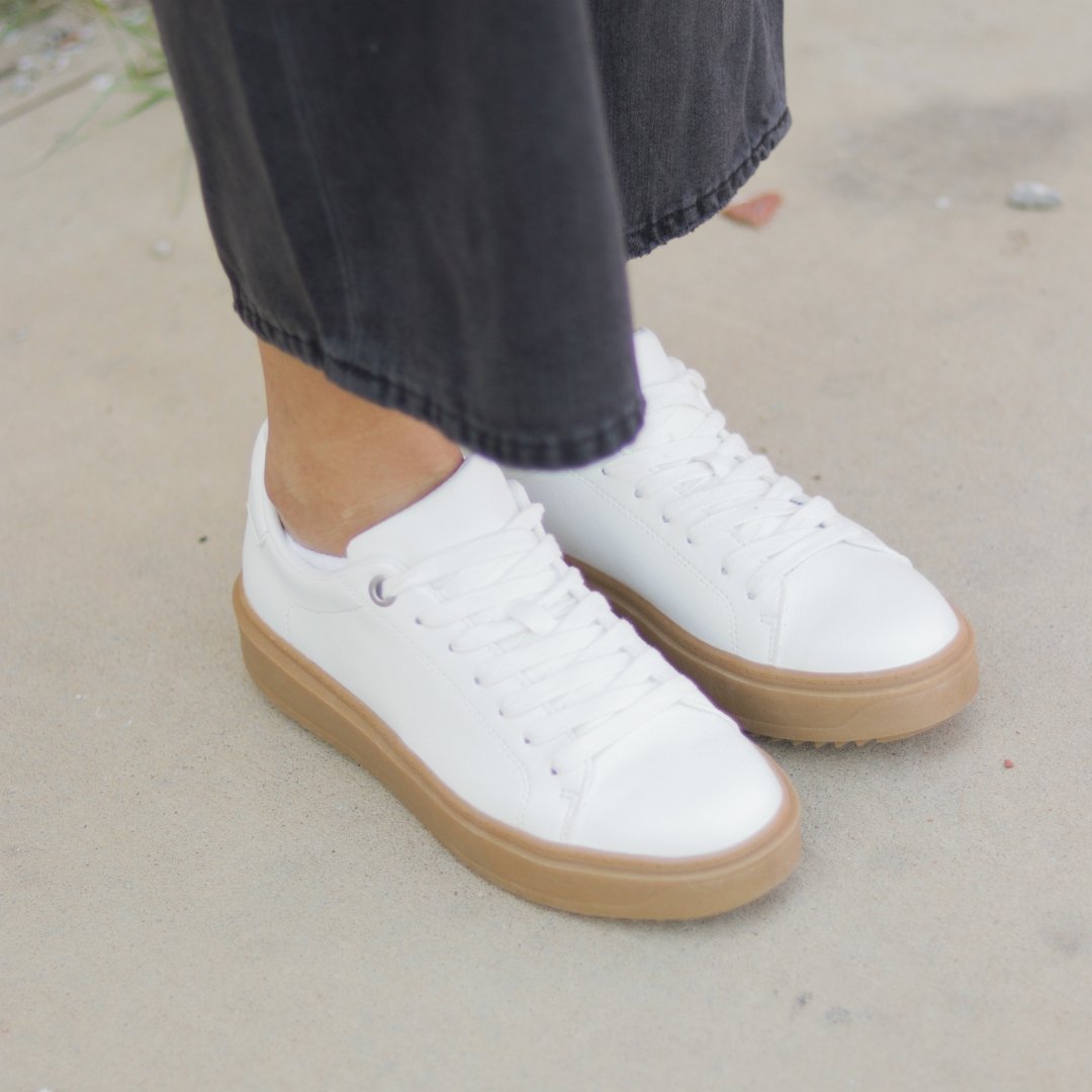 Steve Madden: Charlie in Tan & White - J. Cole ShoesSTEVE MADDEN