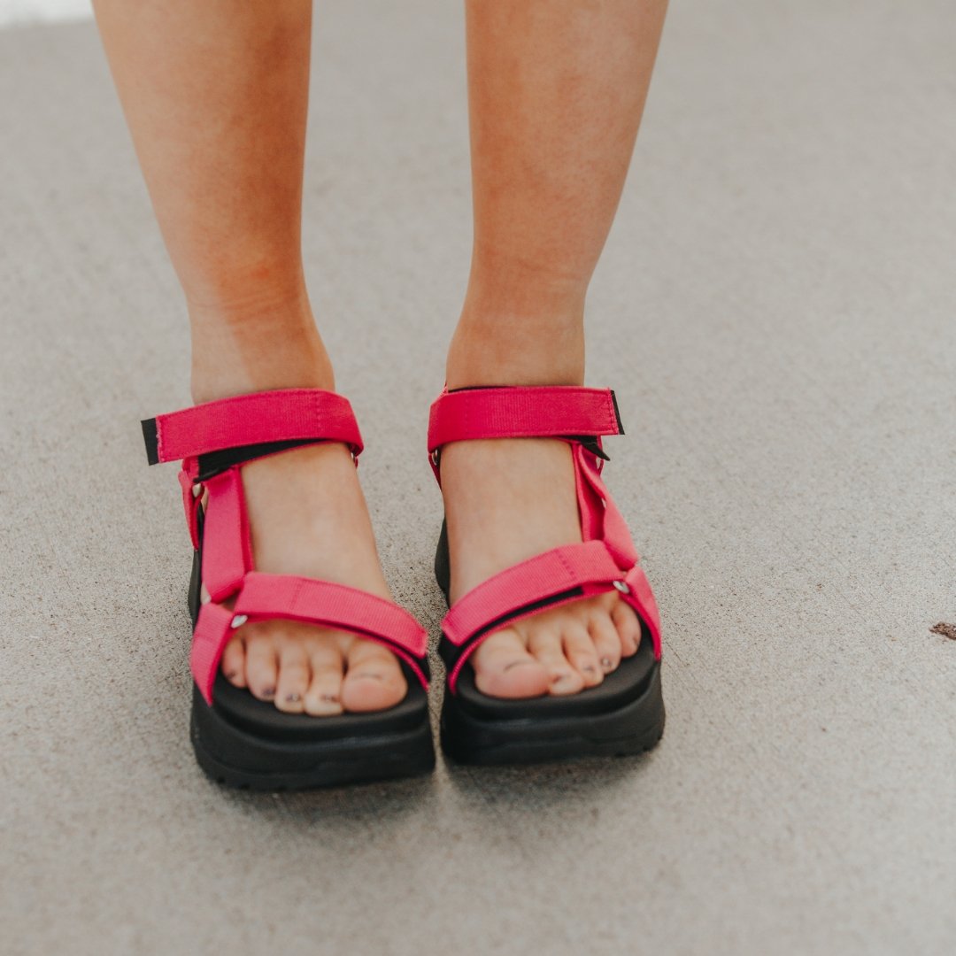 Teva: Jadito Universal Fuchsia - J. Cole Shoes