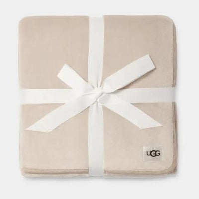 UGG: Duffield Large Spa Throw - J. Cole ShoesUGGUGG: Duffield Large Spa Throw